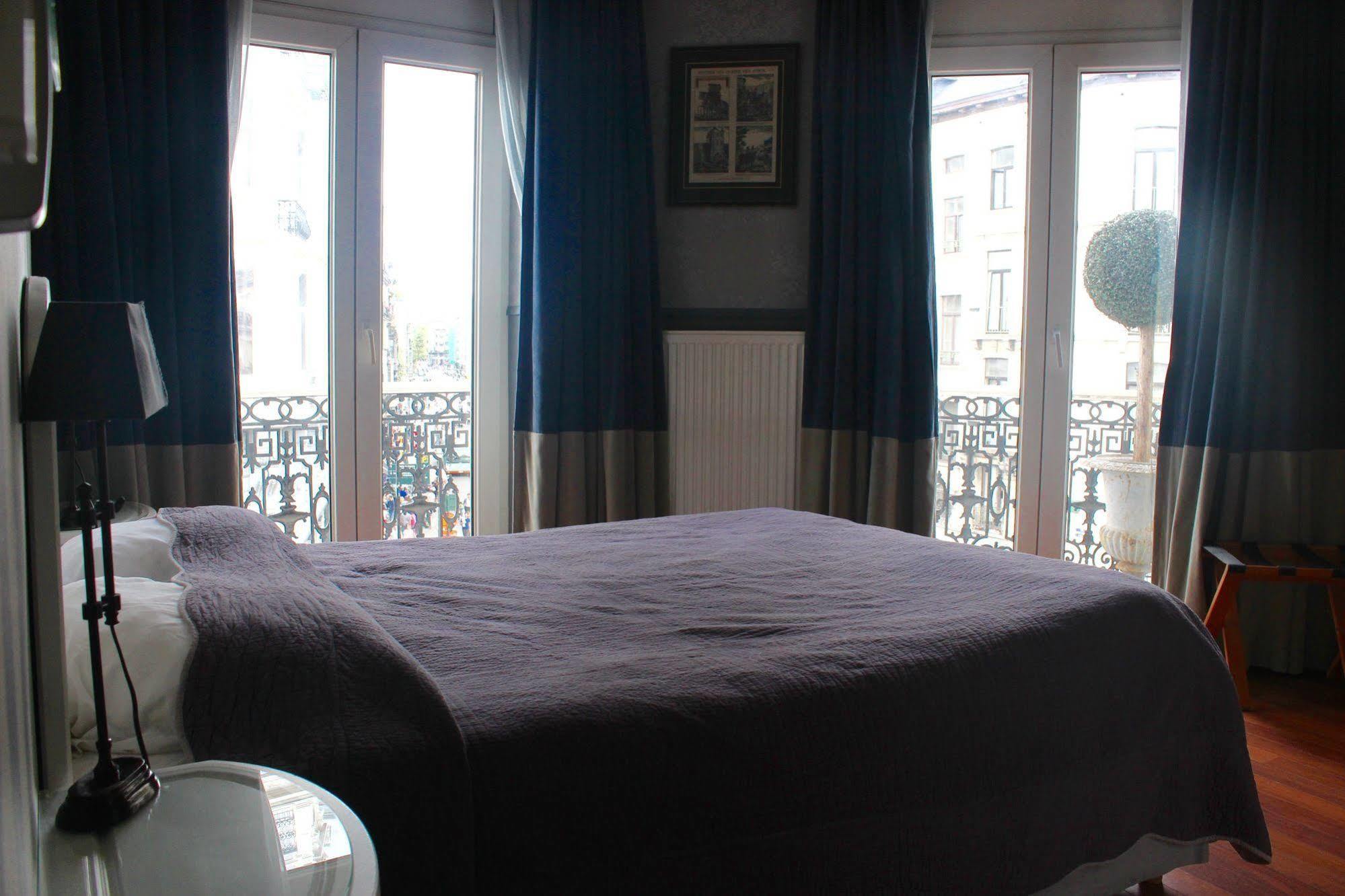 Hotel Orts Брюксел Екстериор снимка