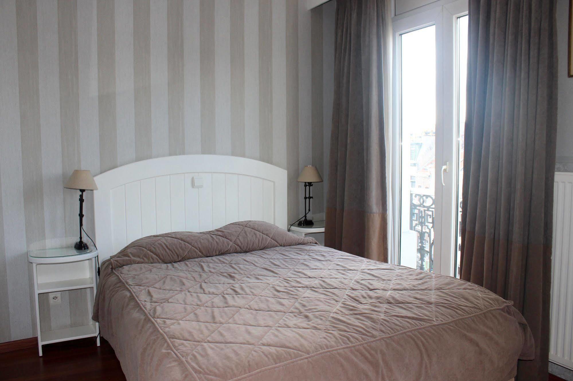 Hotel Orts Брюксел Екстериор снимка